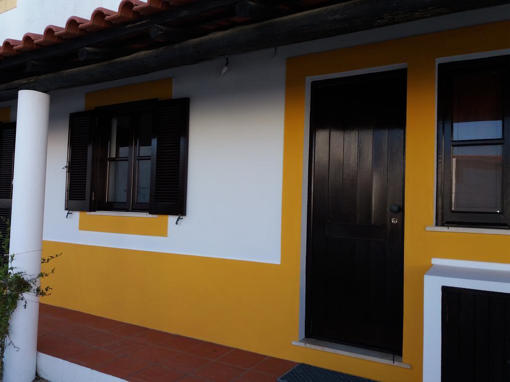 Alojamentos Vitinho 2 - Vila Nova Milfontes Вила-Нова-де-Мильфонт Экстерьер фото